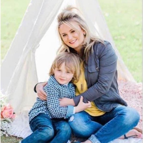 Meet your Posher, Sherry - Picture 1 of 1